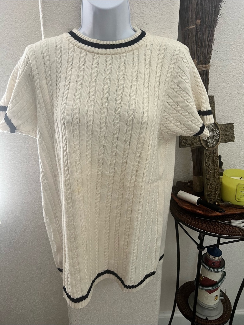 Vintage Classic Cream Short Sleeve Cable Knit Sweater with Black Trim
